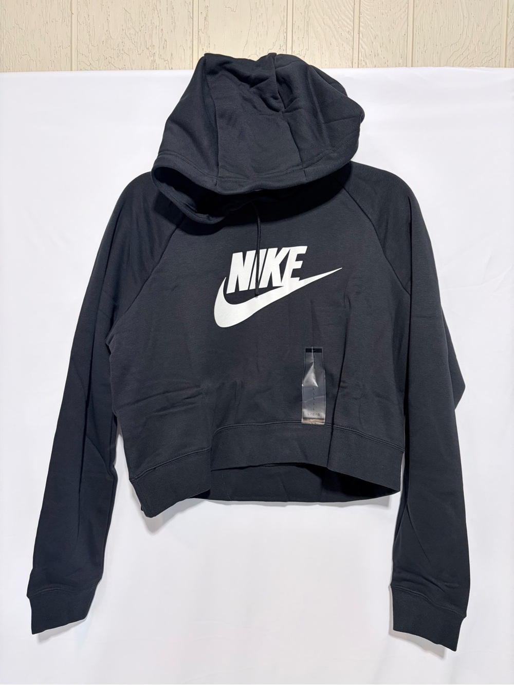 NWT Women’s Nike Black Loose Fit Cropped Hoodie Size L